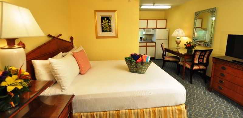 Sunshine Suites Resort West Bay Esterno foto